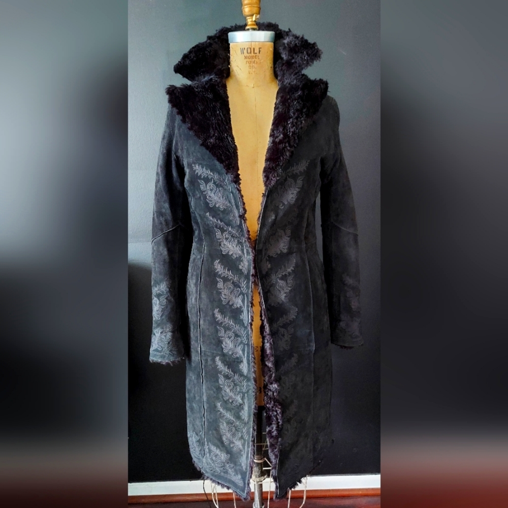 Vintage Real Suede fur lined coat embroidered